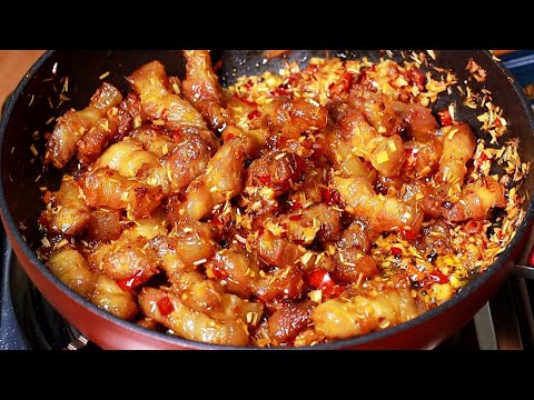Cách làm món Thịt Rang Sả Ớt đổi vị cho bữa cơm gia đình của bạn